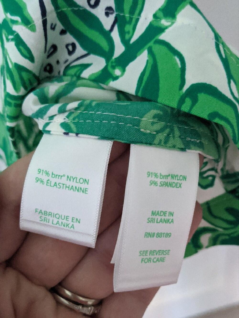 Lilly Pulitzer Women's XL- Green and White Leaf-Print Dress With Buttons NWT - Picture 4 of 4
